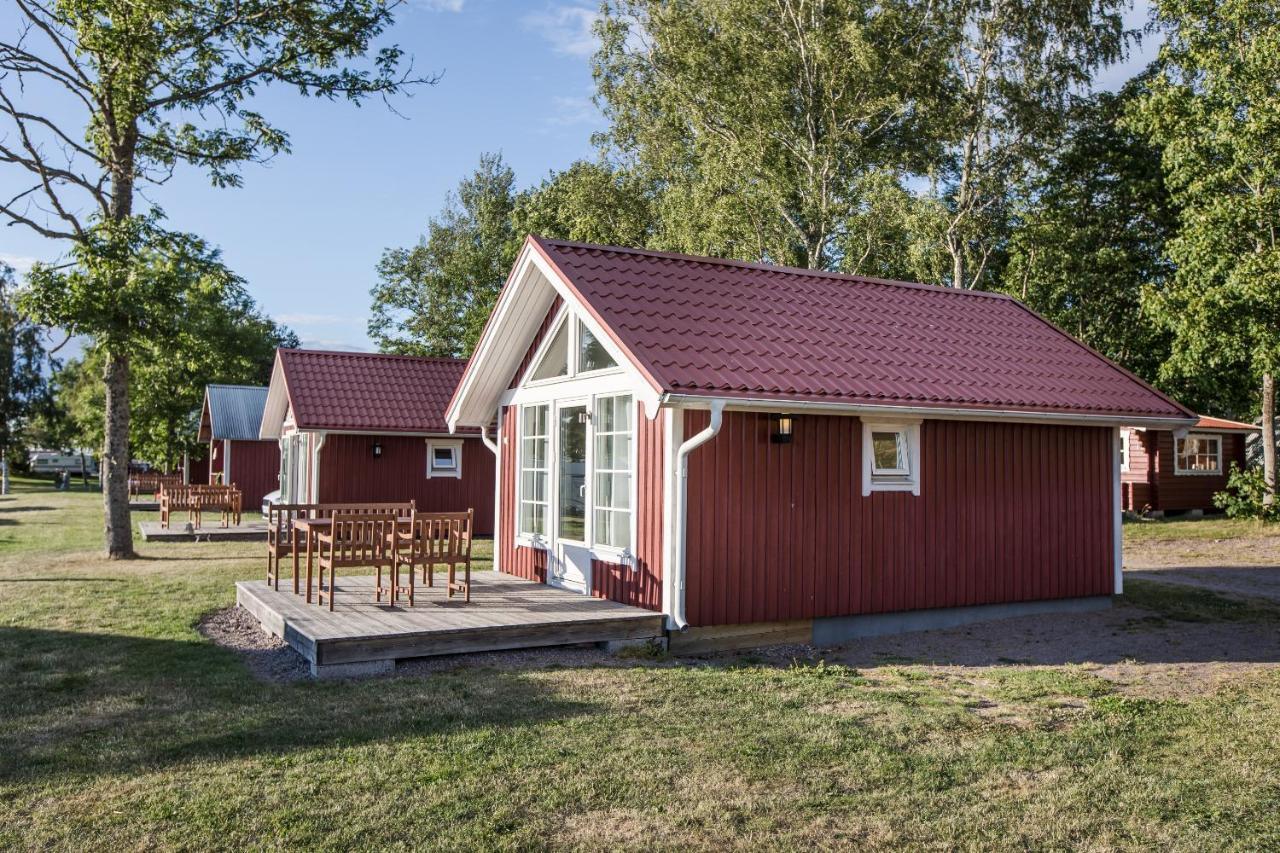 Askeviks Camping & Stugor Sjotorp Ngoại thất bức ảnh